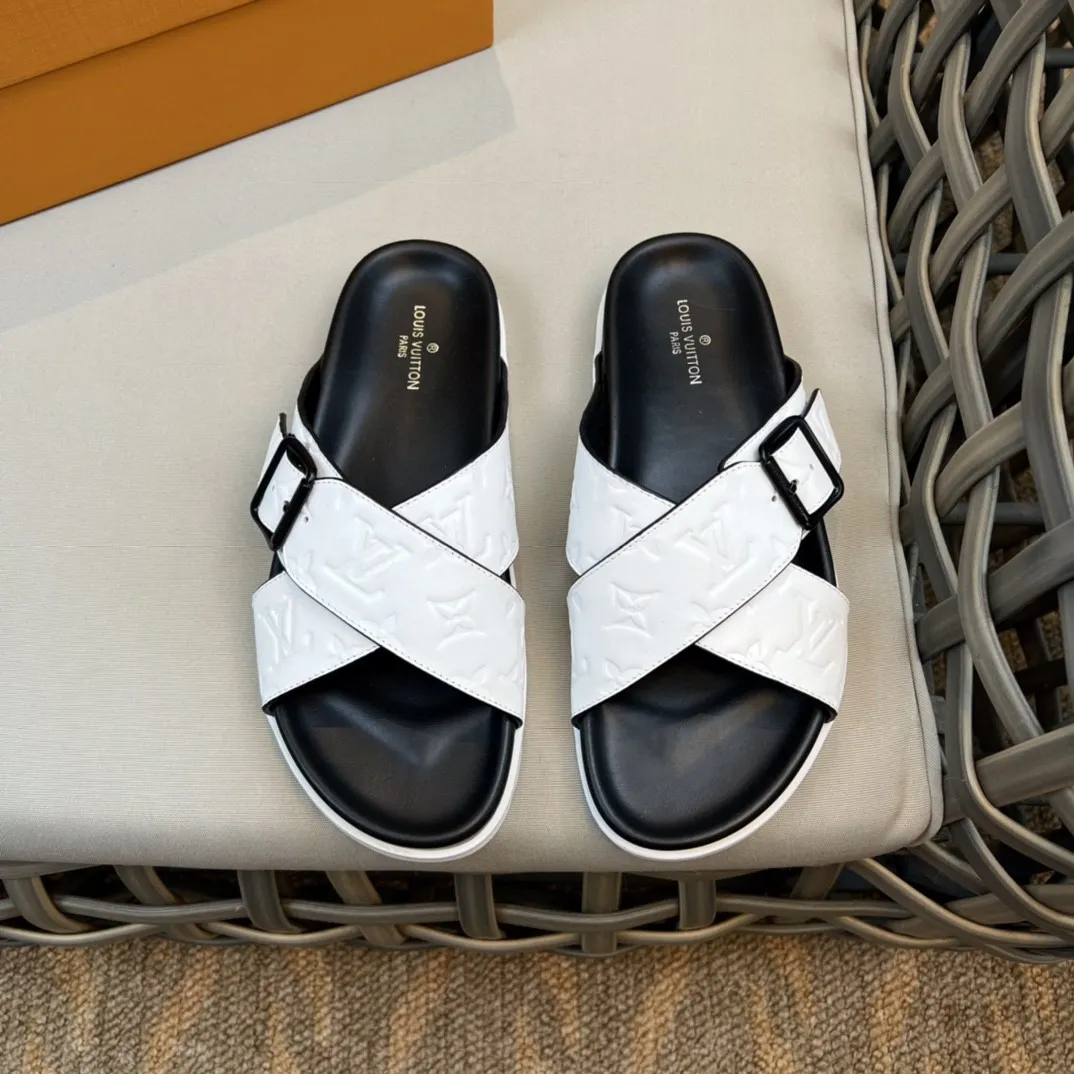 Louis Vuitton papucs